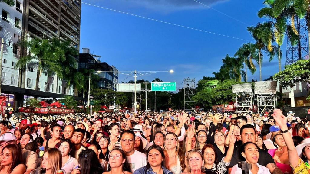 Con un variado despliegue musical, Medellín inauguró la Feria de las Flores