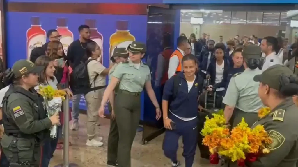 Francia y Brasil ya llegaron a Medellín para el Mundial Femenino Sub-20 Francia y Brasil ya llegaron a Medellín para el Mundial Femenino Sub-20