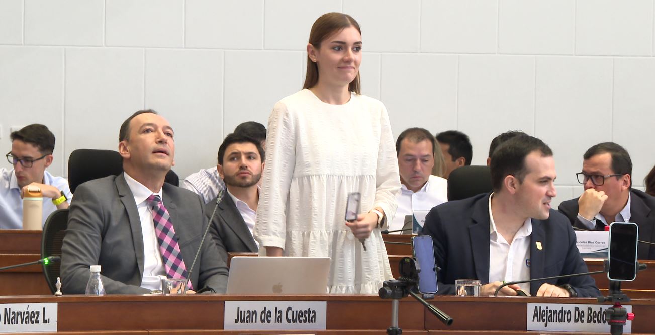 Concejales ponentes: