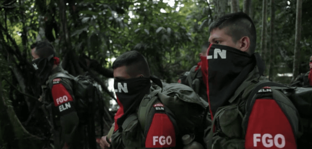 Una persona resultó afectada por combates entre el Ejército y el ELN en Valdivia