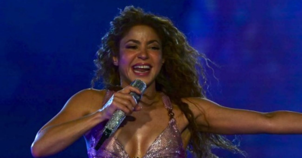 Shakira deslumbra con espectacular concierto en Sao Paulo