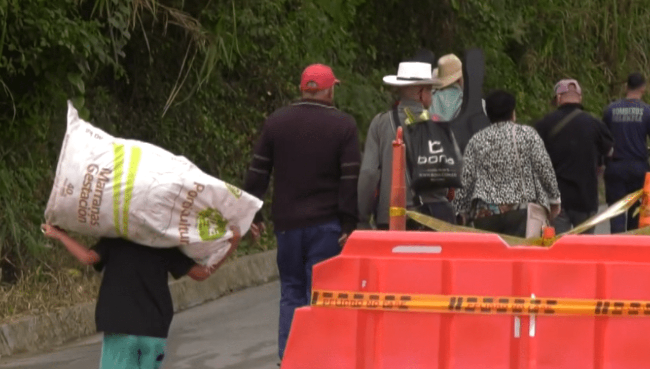 Comienzan a evacuar viviendas en Urrao ante riesgo de deslizamiento
