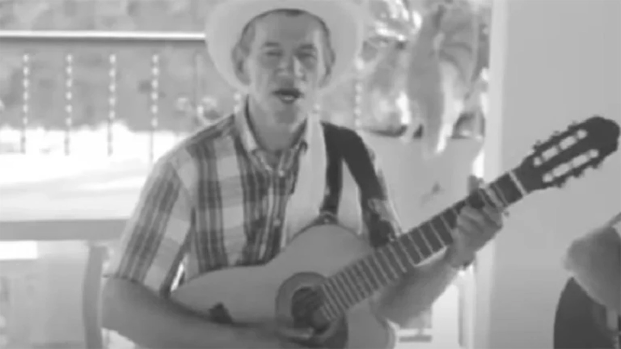Reconocido cantante de música parrandera falleció en medio de un incendio en Girardota